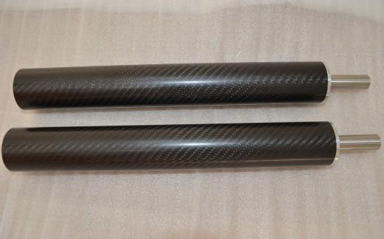 碳纖維導(dǎo)輥相較于傳統(tǒng)金屬導(dǎo)輥的四大好處優(yōu)勢