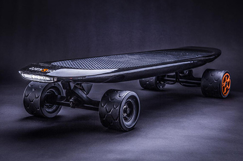 碳纖維滑板使用體驗(yàn)好嗎？