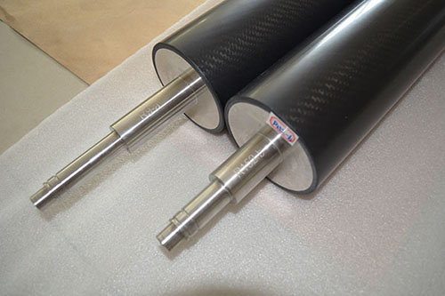 碳纖維壓輥設備輥相較于金屬輥軸帶來哪些優(yōu)勢