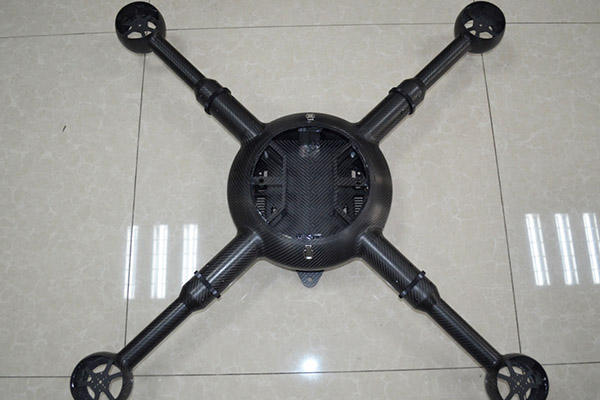 碳纖維無人機(jī)外殼的應(yīng)用優(yōu)勢