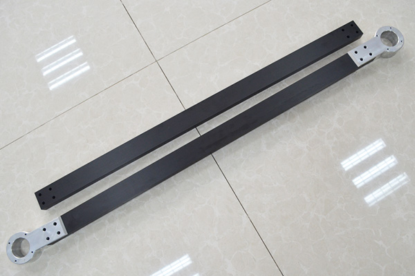 碳纖維機(jī)械臂相比較金屬機(jī)械臂優(yōu)勢(shì)有哪些？