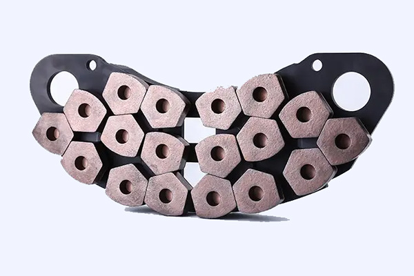 碳纖維增強聚酰胺復合材料制成剎車片是否可行？