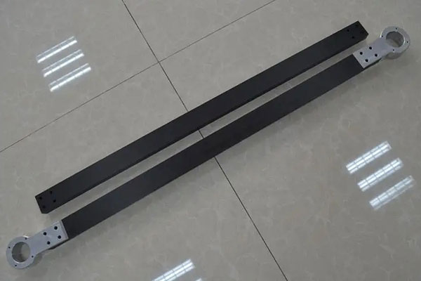 機(jī)器人采用碳纖維材質(zhì)跟其他金屬材質(zhì)比較有哪些性能優(yōu)勢(shì)