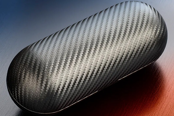 熱塑性碳纖維制品表面會有立體紋路效果嗎？