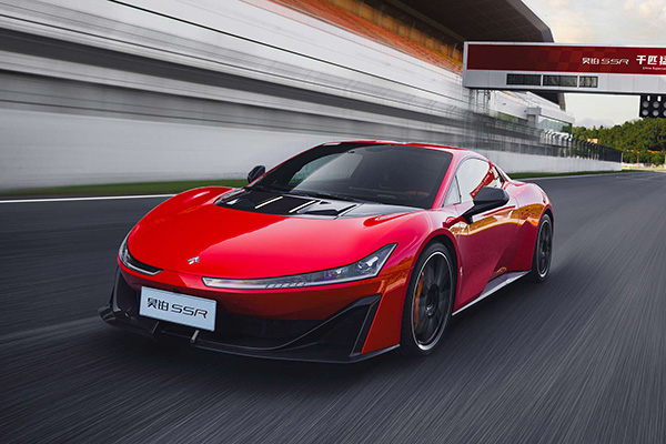 仰望U9、極氪001FR,國(guó)產(chǎn)新能源跑車與碳纖維復(fù)合材料