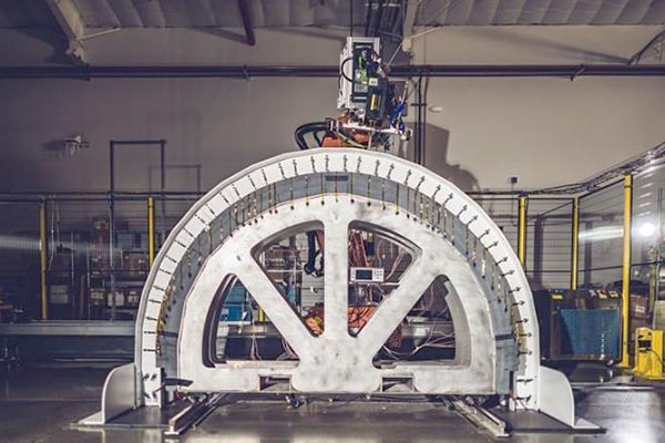 航空飛機結(jié)構(gòu)中的復(fù)材應(yīng)用，熱塑性碳纖維的高效加持