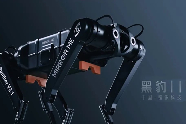 全球最快四足機(jī)器人奔跑速度超10m/s，仿跳鼠碳纖維小腿助力